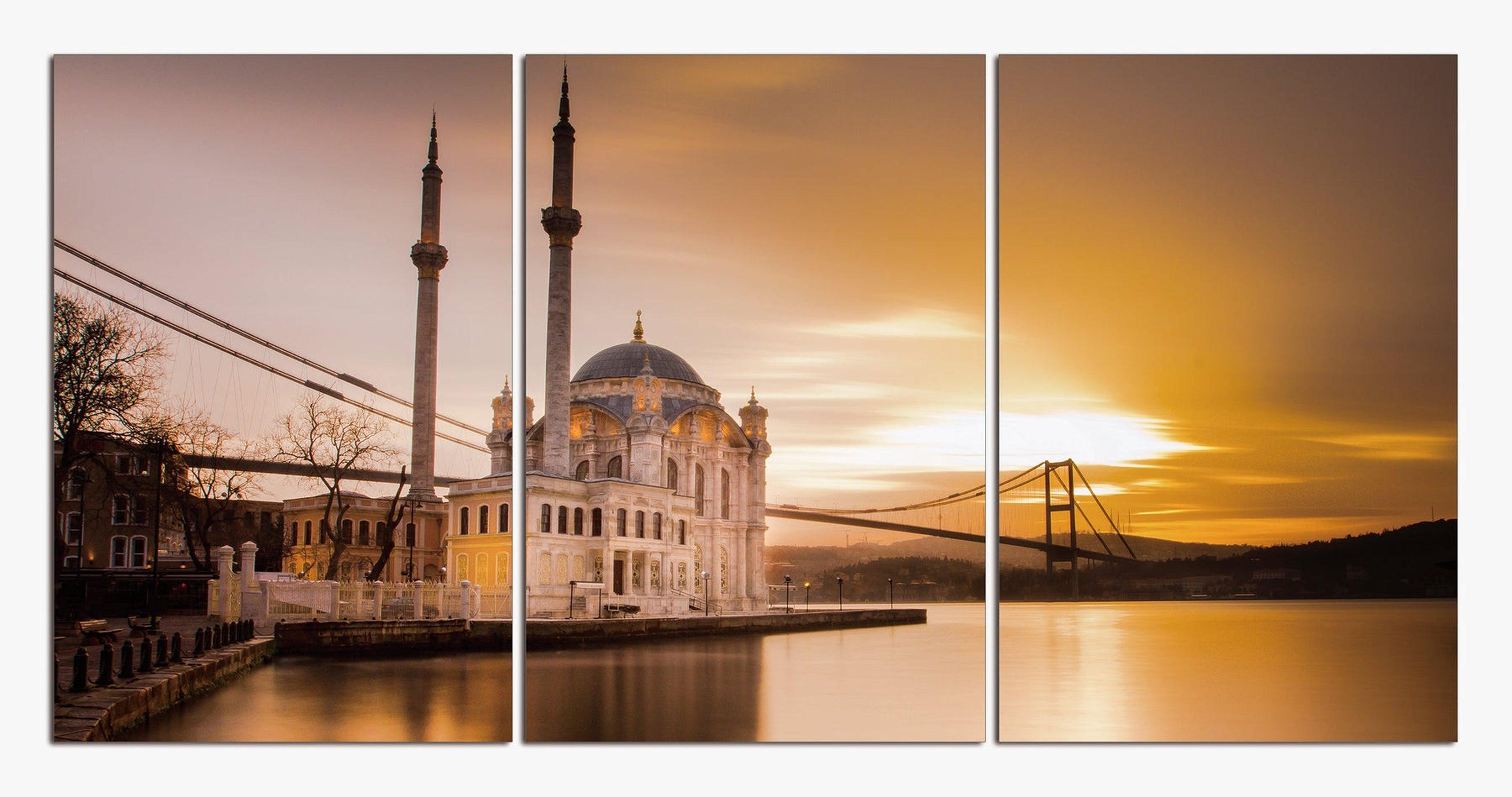 Istanbul At Sunset Cityscape Wall Art | 70x50 cm