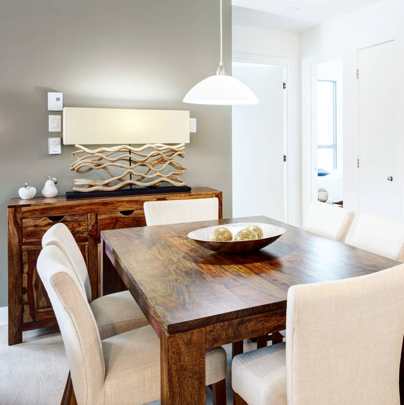 How to Choose the Perfect Dining Room Set for your home