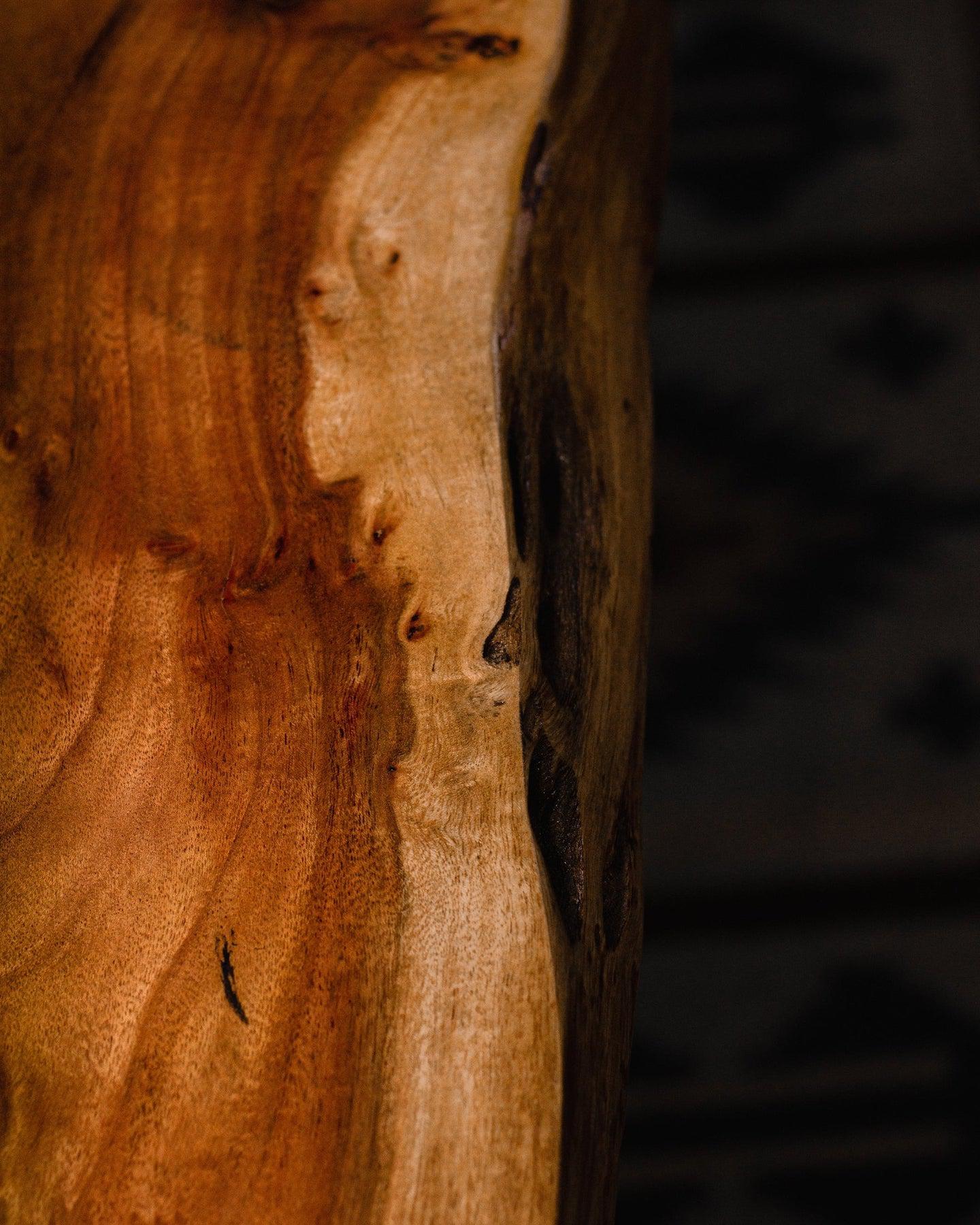 Table à manger Live Edge | Table industrielle en bois naturel avec pieds en fer noir | Table en bois massif