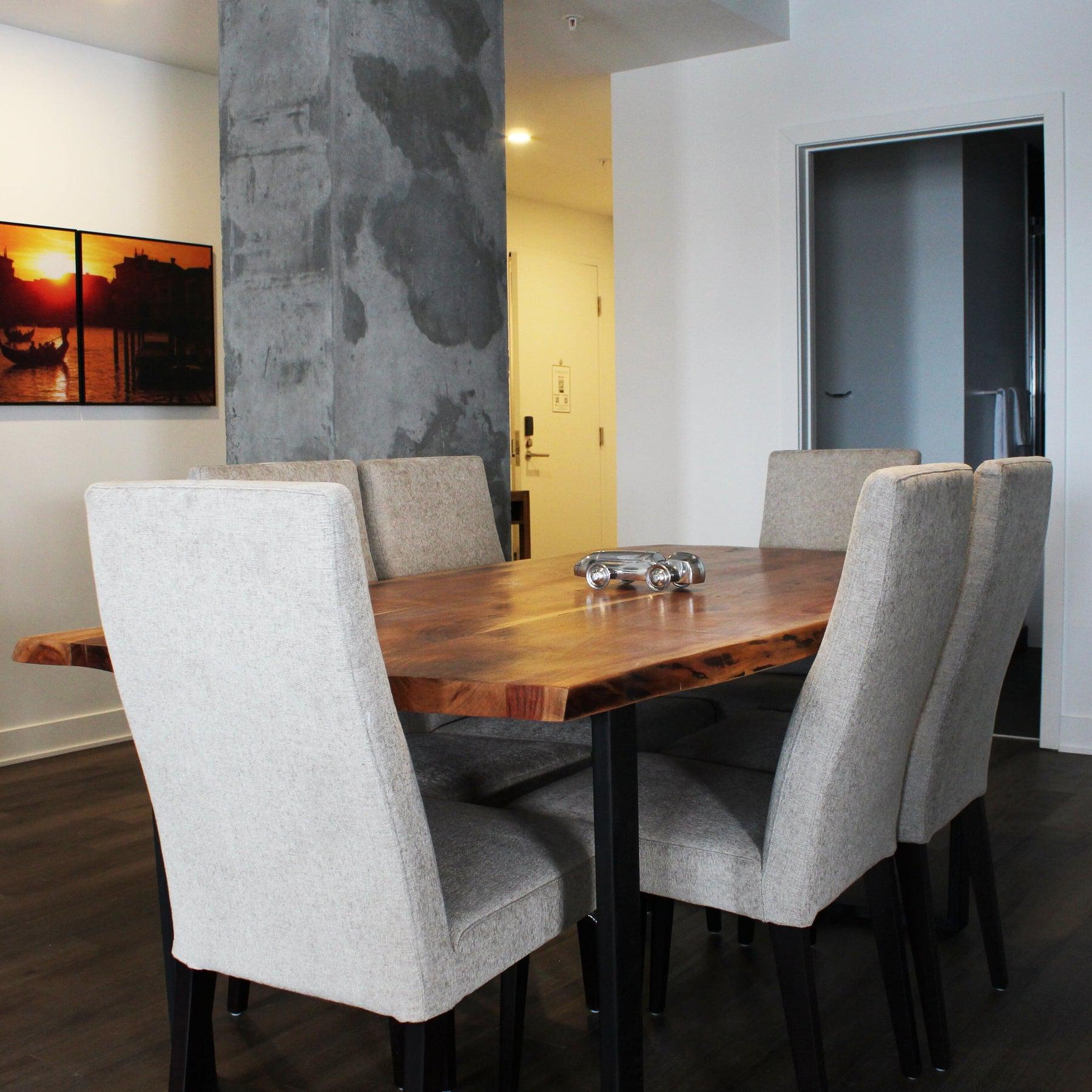 Table à manger Live Edge | Table industrielle en bois naturel avec pieds en fer noir | Table en bois massif